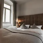 Bs Suites