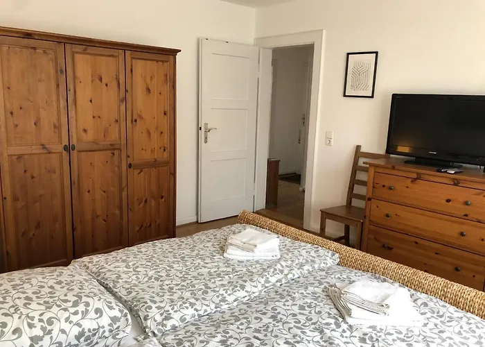 Ferienwohnung Im Schoenen Neuenheim