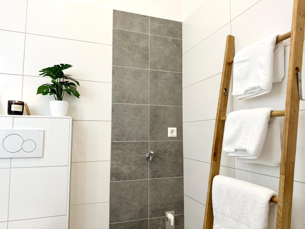 Mystay: Zentral I Design I Prime I Gaeste Wc