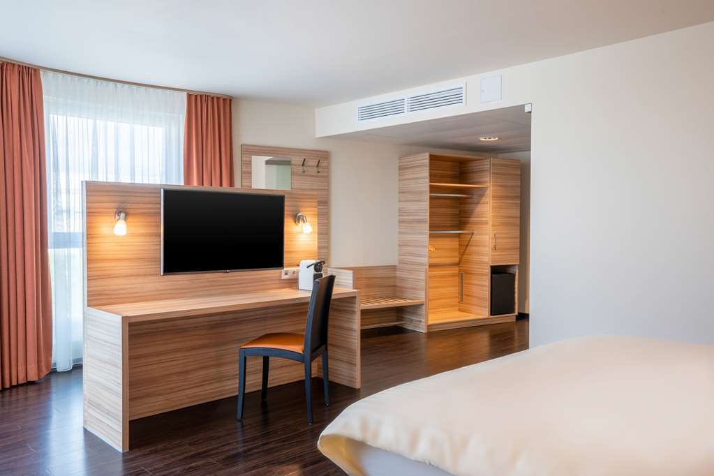 Hotel Staycity - 3*