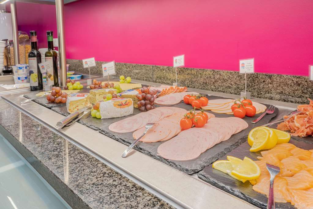 Hotel Staycity - 3*