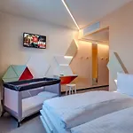 Meininger Hotel Heidelberg Hauptbahnhof