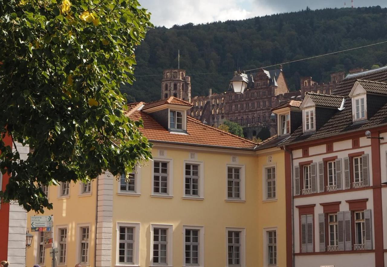 Zur Alten Brucke Hotel 3*