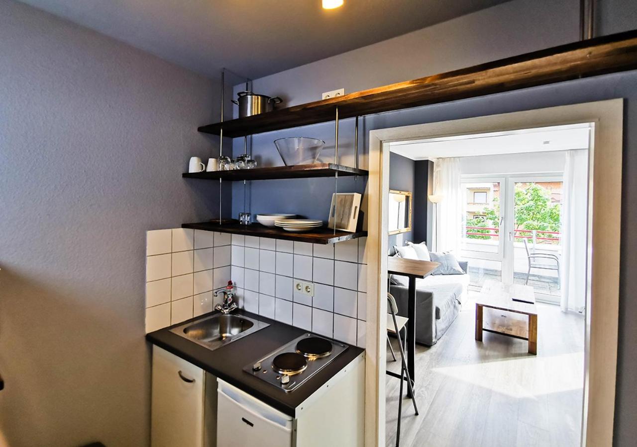Cf44 30M2 Quiet Central Balcony And Netflix Apartment