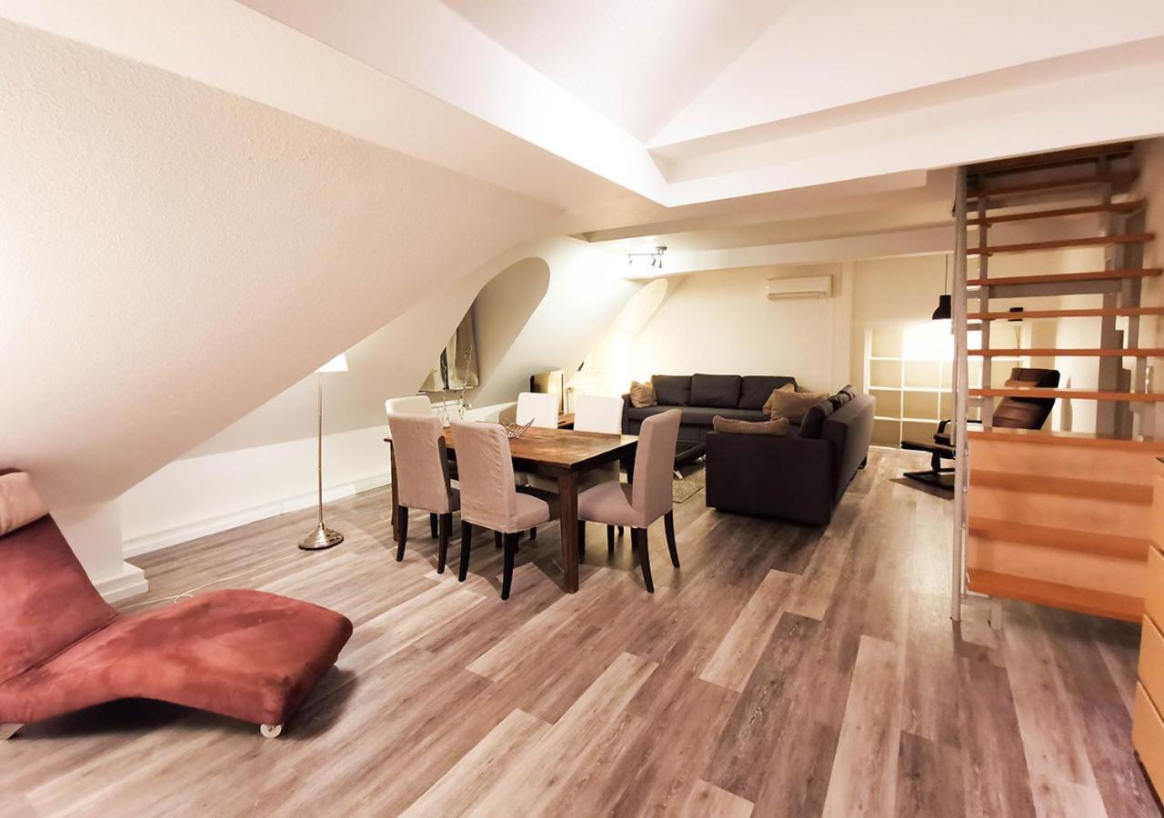 Cf26 75M2 Central Quiet Duplex Apartment *