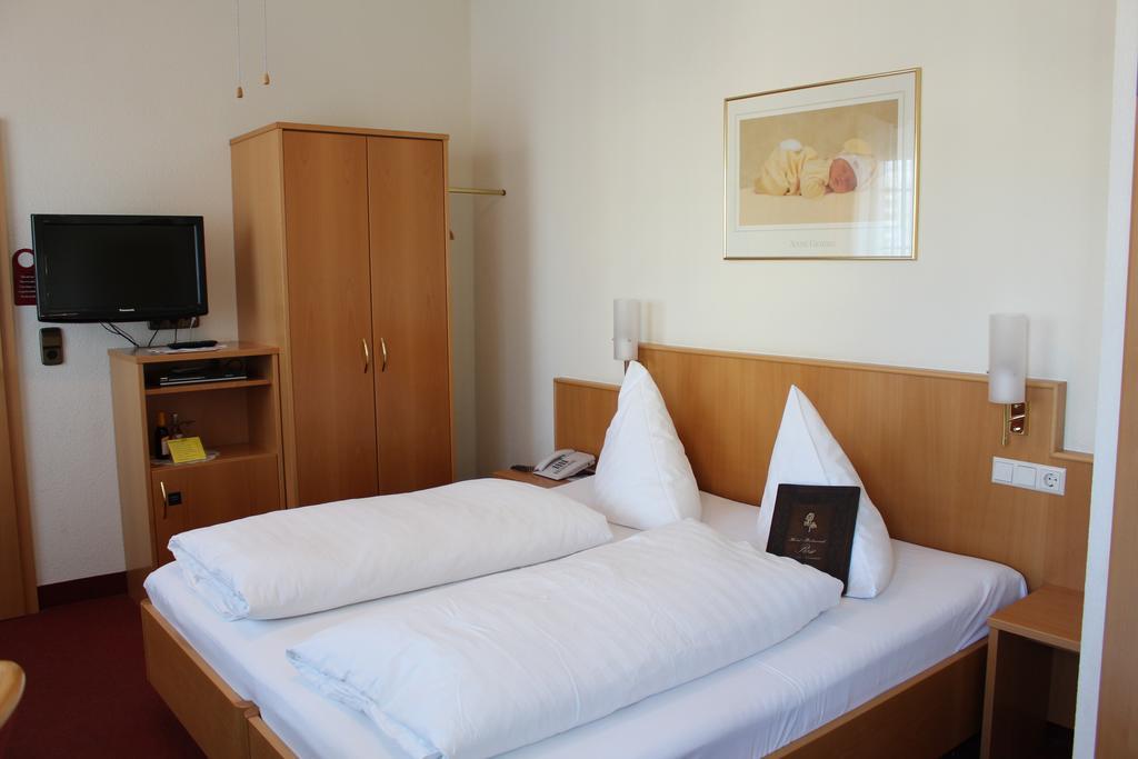 Rose Inklusive Fruehstueck & Saunanutzung Hotel 3*