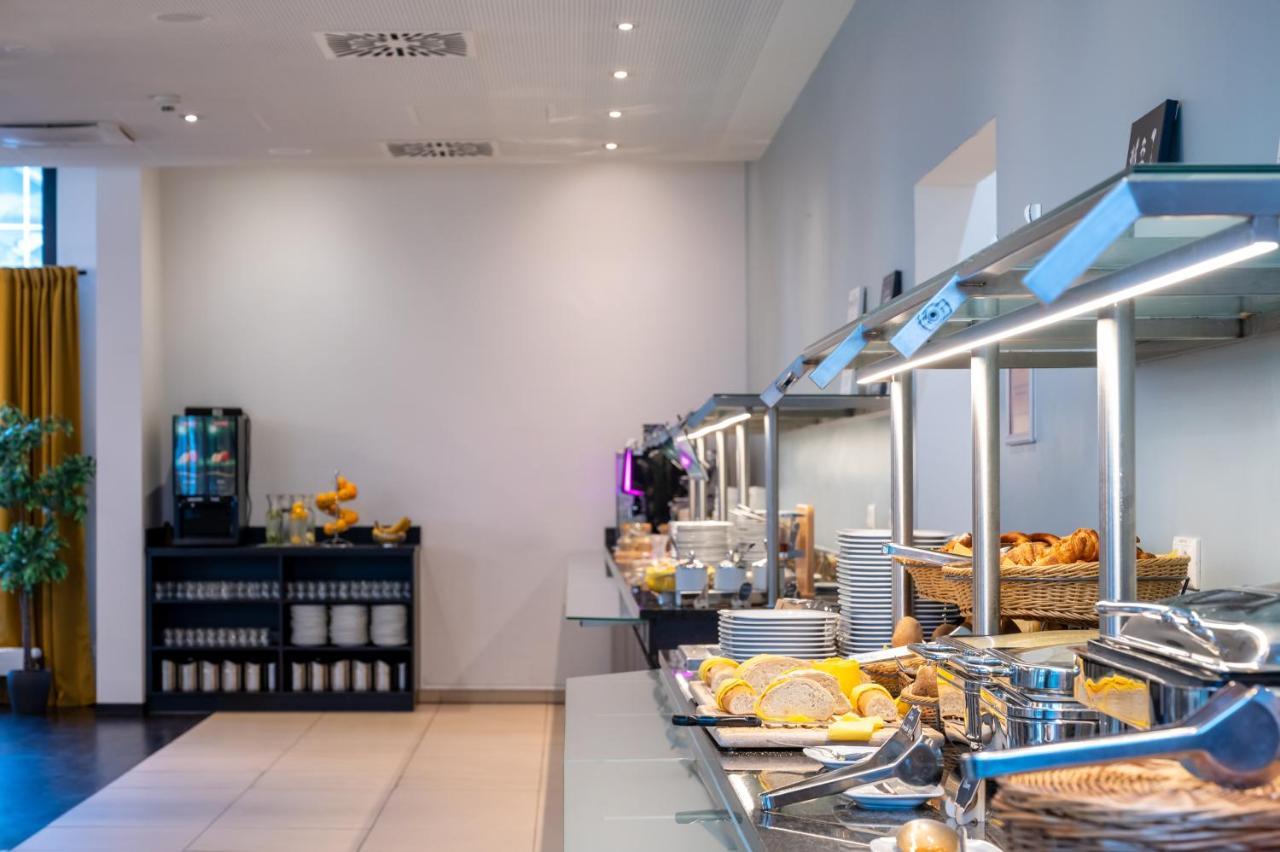 Aparthotel Staycity 4*