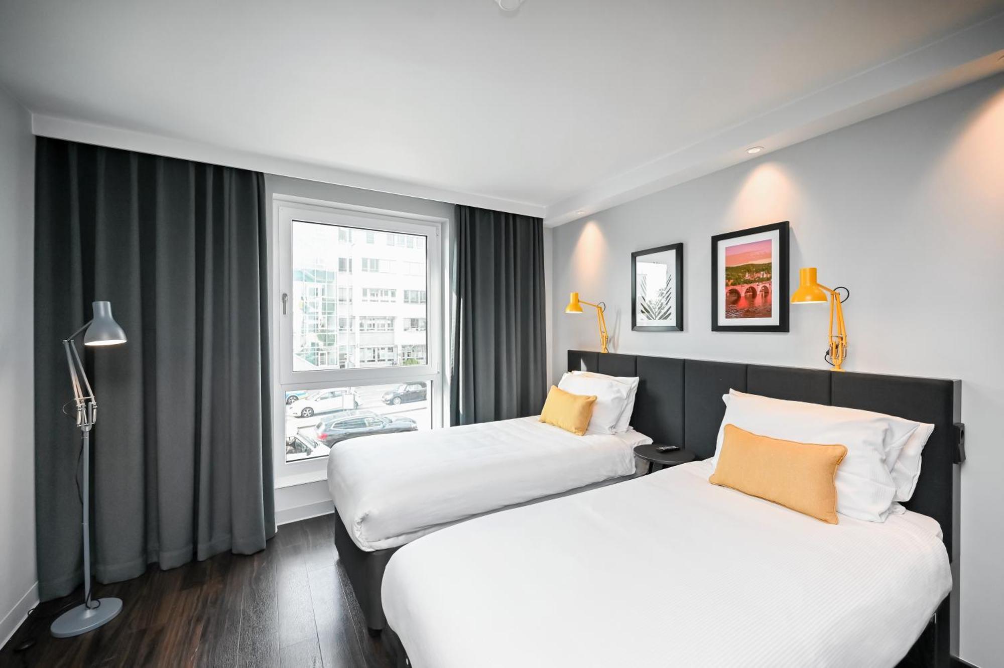 Staycity Aparthotel 4*