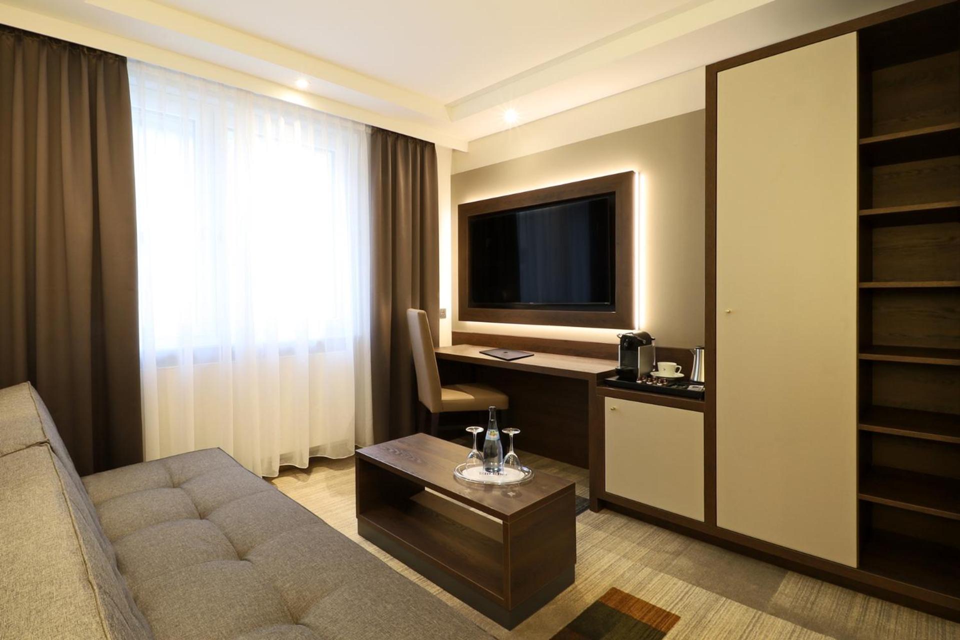 Goldene Rose Hotel