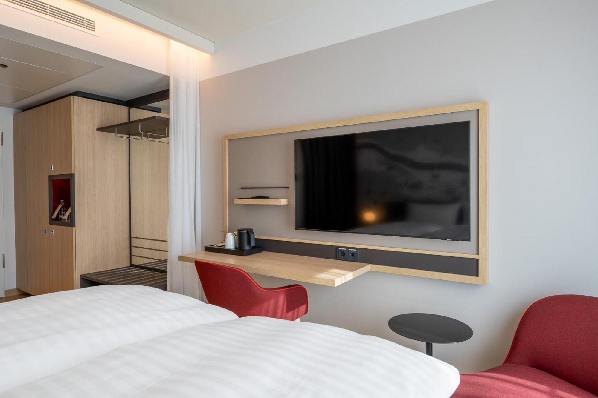 Intercityhotel 4*