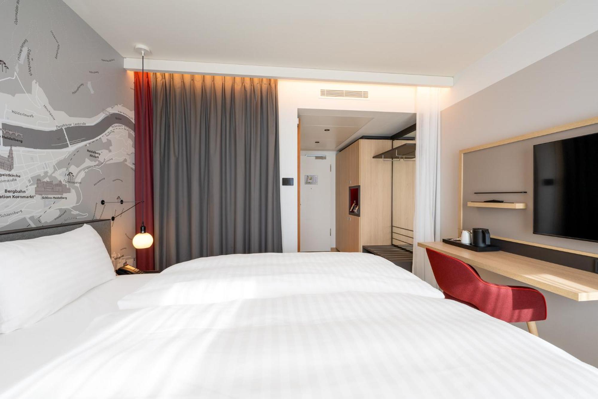 Intercityhotel 4*