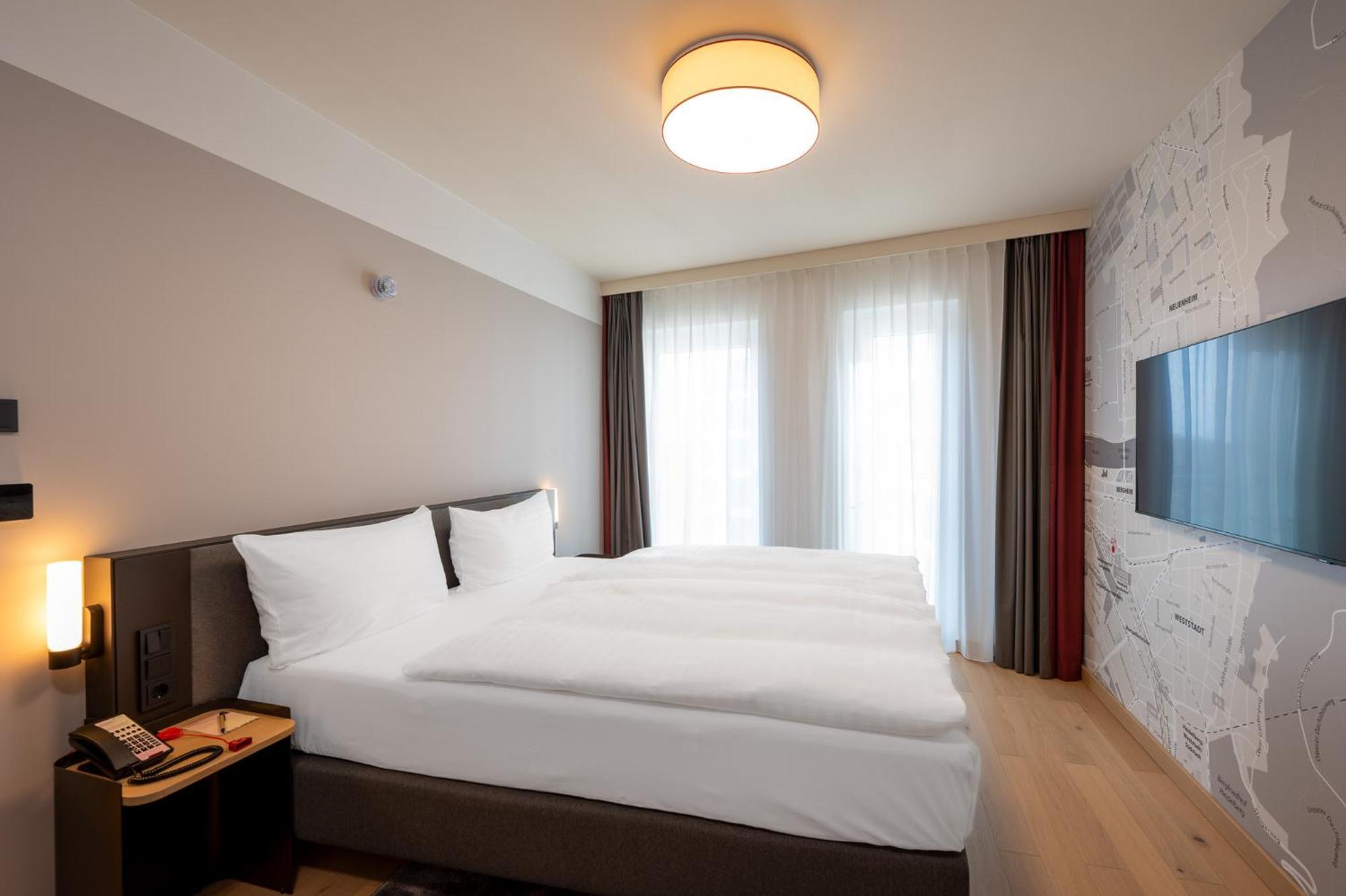 Intercityhotel Hotel 4*