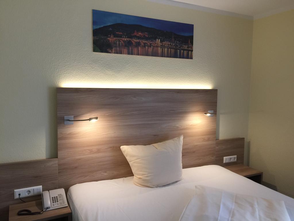 Hotel Rose Inklusive Fruehstueck & Saunanutzung Heidelberg