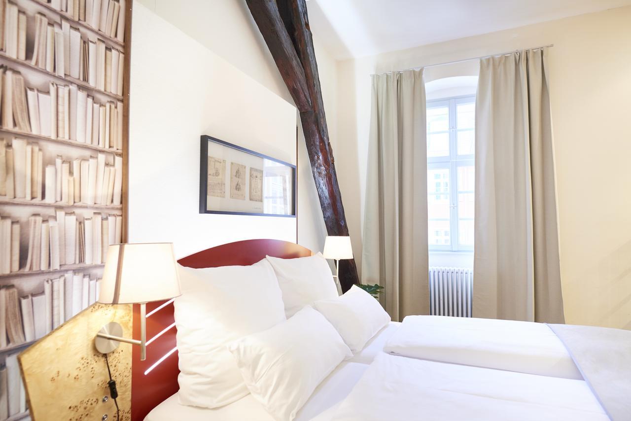 Zur Alten Brucke Hotel 3*