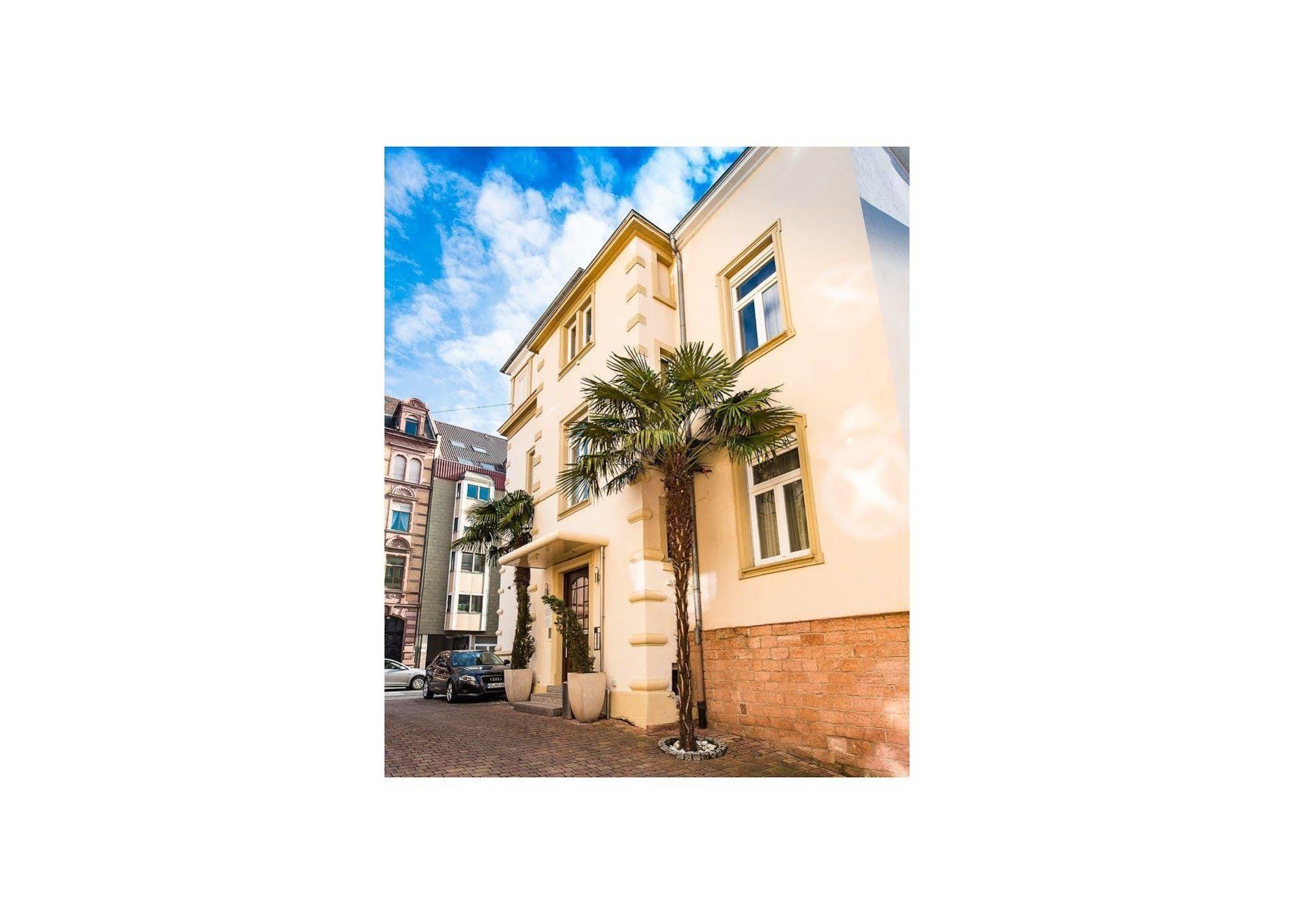 Hotel Boardinghouse 3*