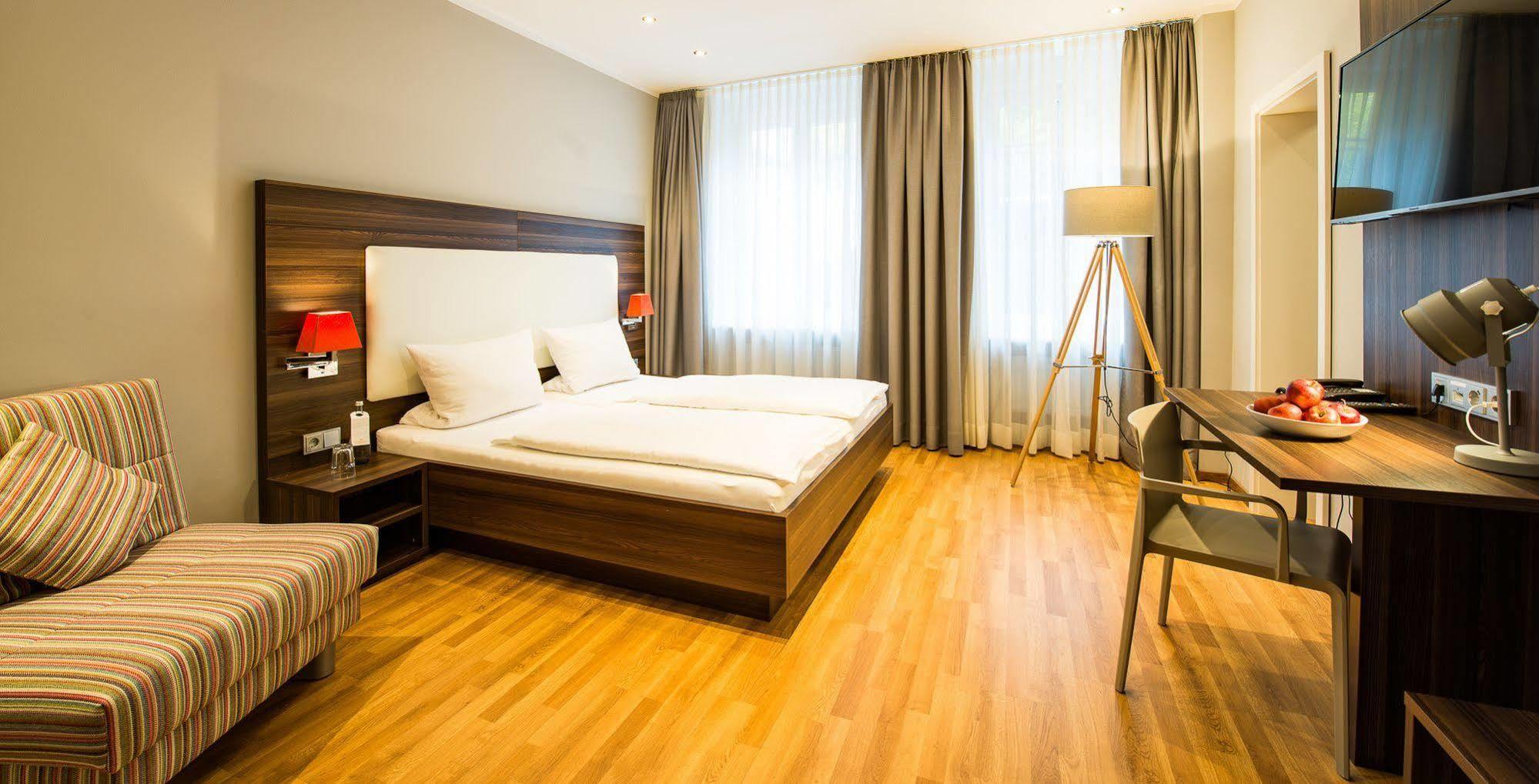 Boardinghouse 3*