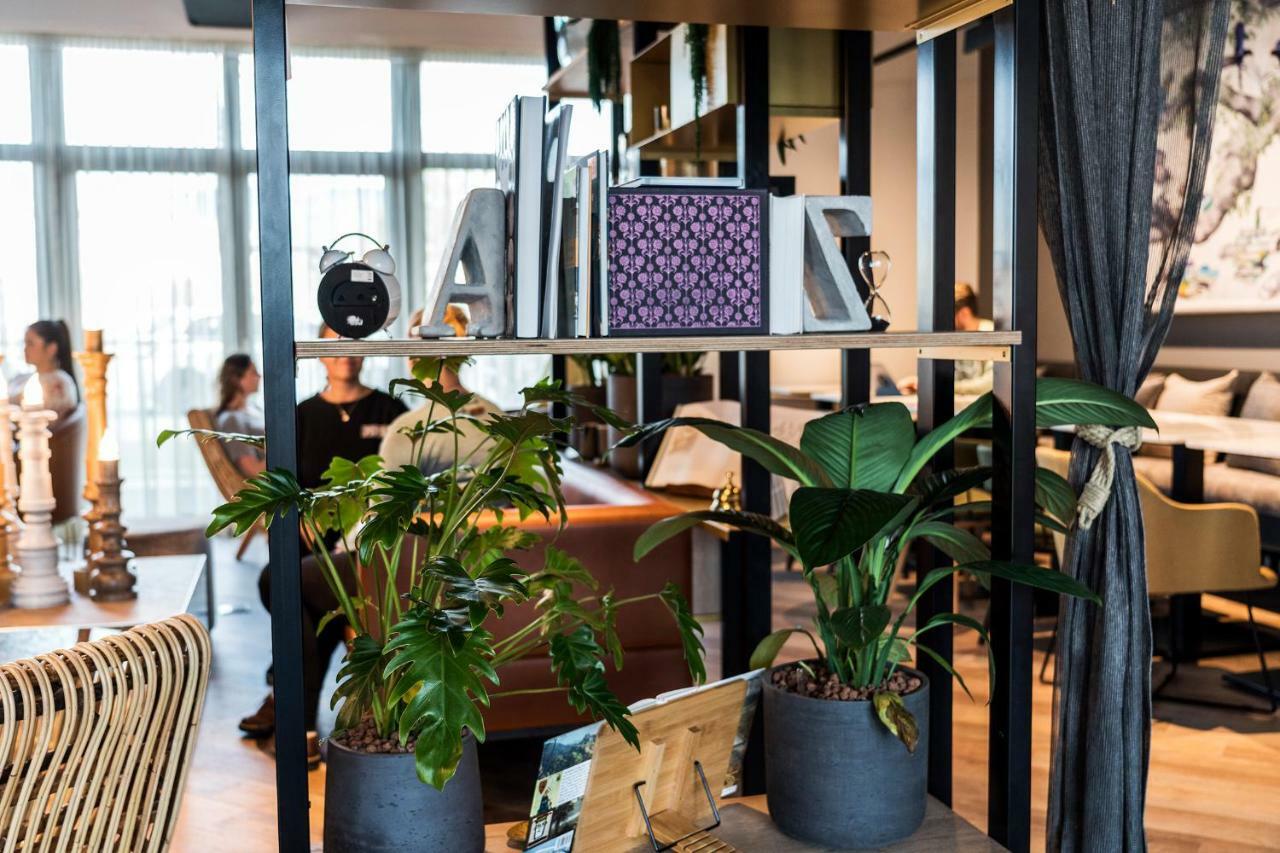 Ninetynine Hotel
